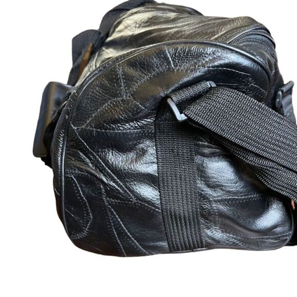 Patched Leather Weekender / Tote Bag in Black Padded Shoulder strap and handle - Picture 8 of 14